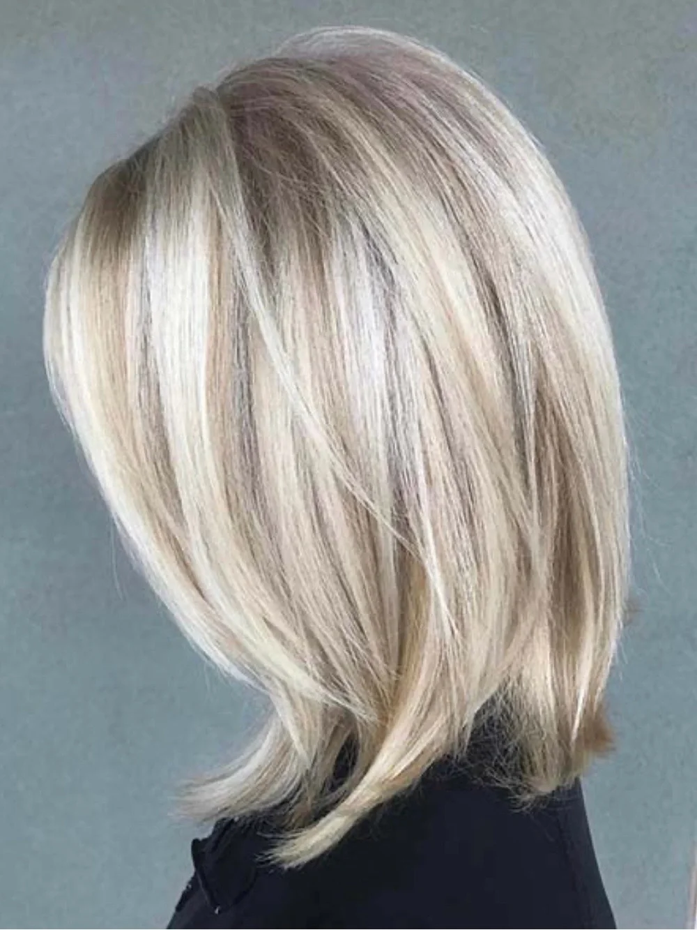 100% Virgin Human Hair Blended Blonde Shoulder-Length Women's Wig